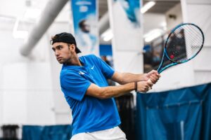 Zeus hits a backhand